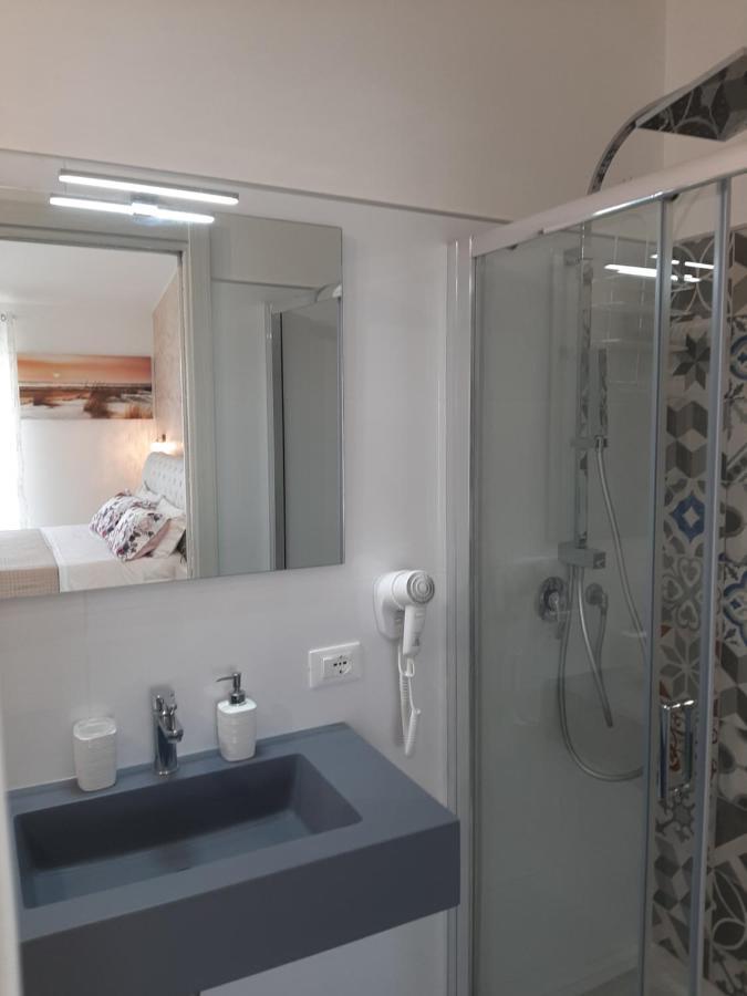 Viola Di Mare Rooms And Parking Термоли Экстерьер фото